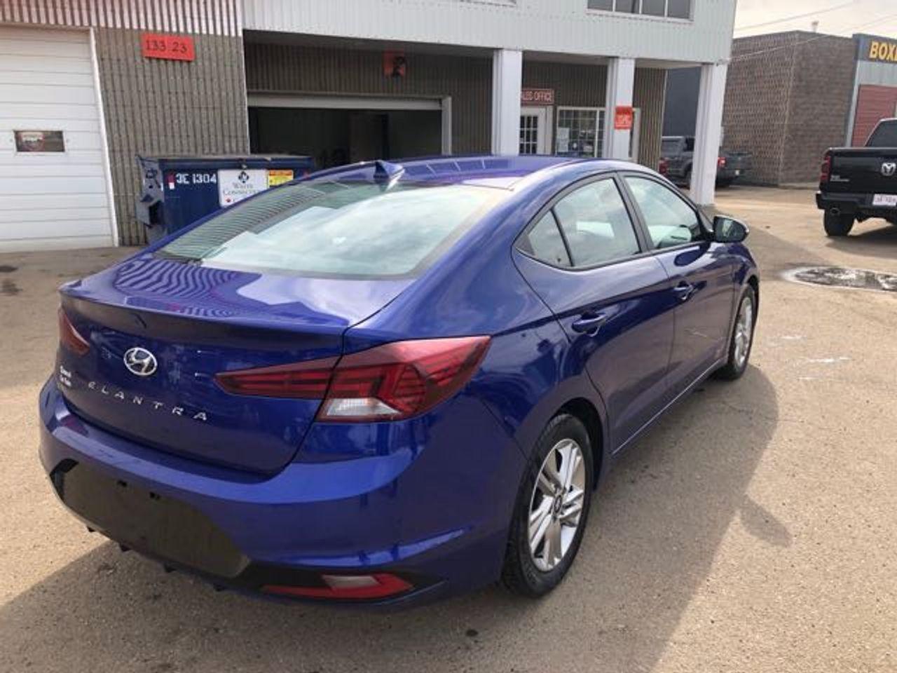 2019 Hyundai Elantra Preferred-3