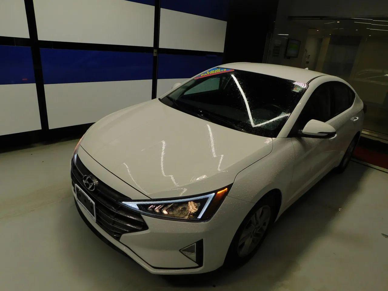 2019 Hyundai Elantra Preferred-2