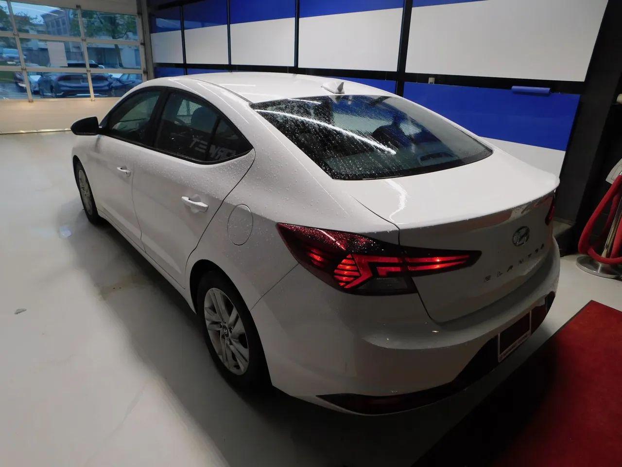 2019 Hyundai Elantra Preferred-3