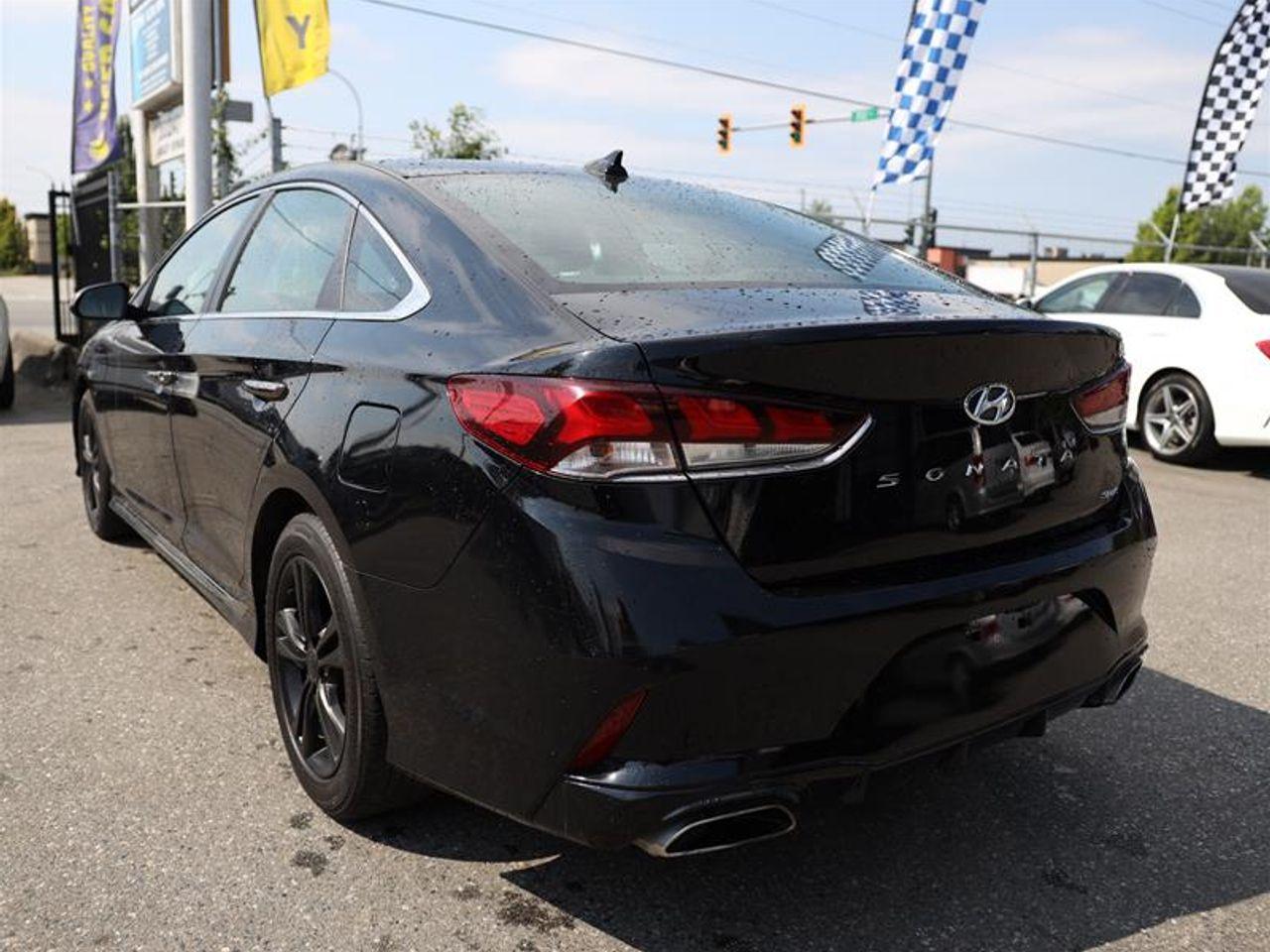 2019 Hyundai Sonata Essential-2
