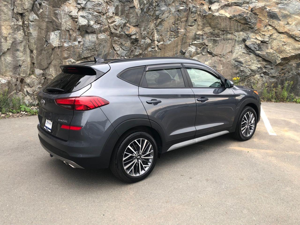 2019 Hyundai Tucson Luxury-1