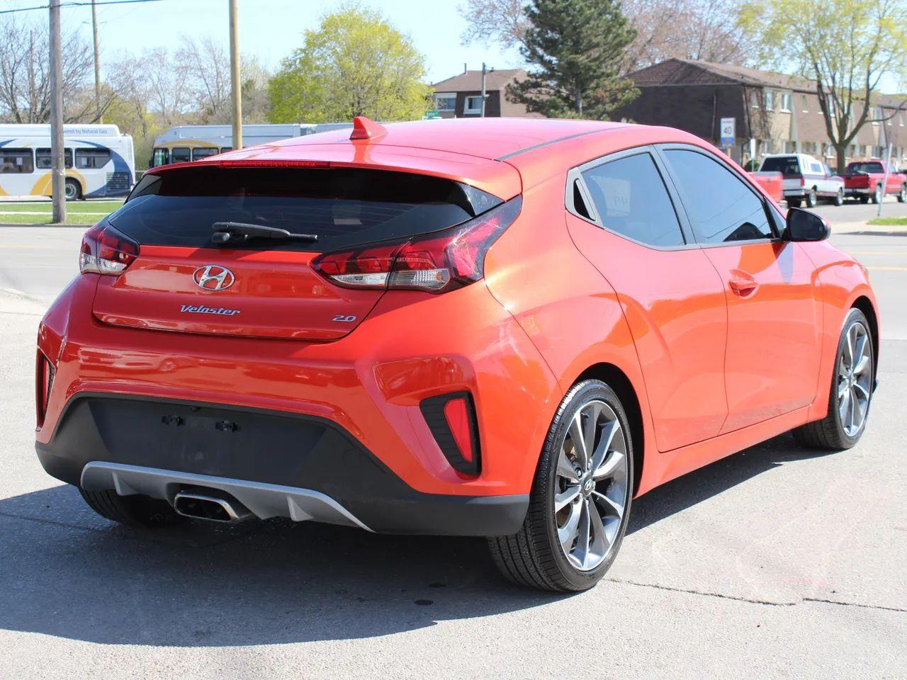 2019 Hyundai Veloster GL-4