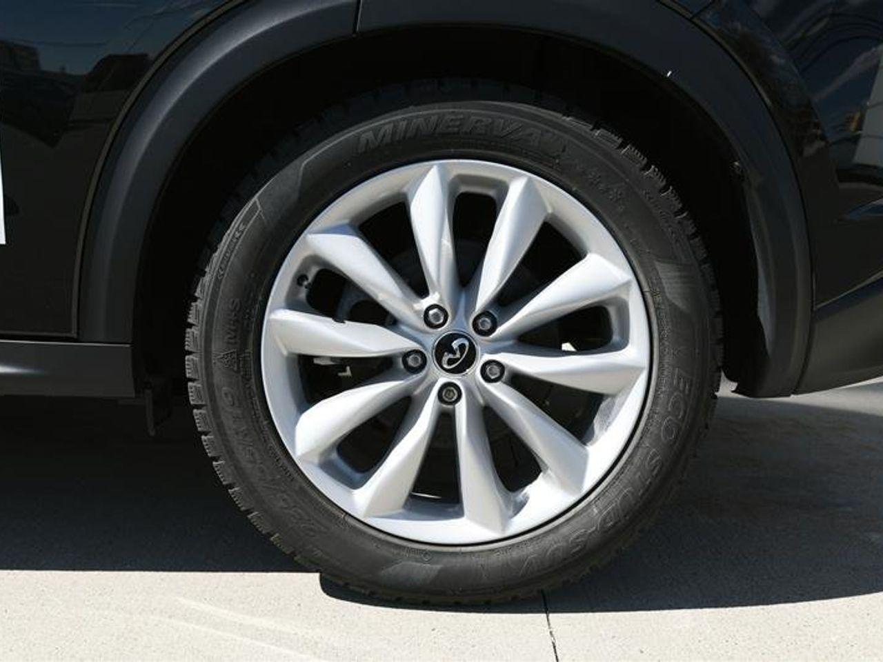 2019 Infiniti QX50 Essential-4