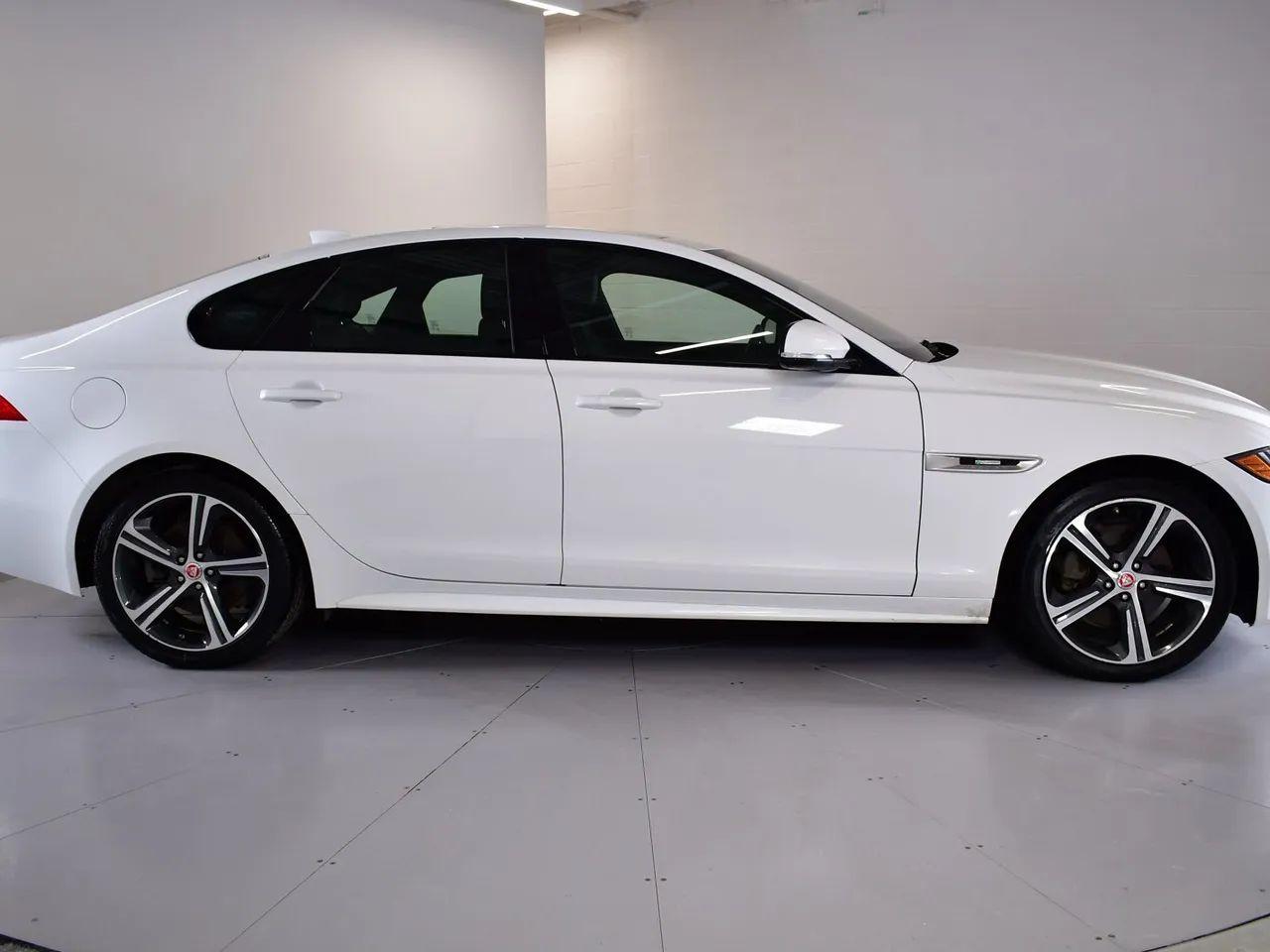 2019 Jaguar XF R-Sport-3
