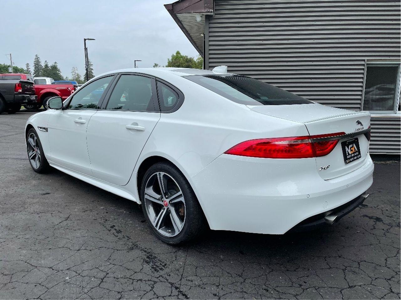 2019 Jaguar XF R-Sport-4