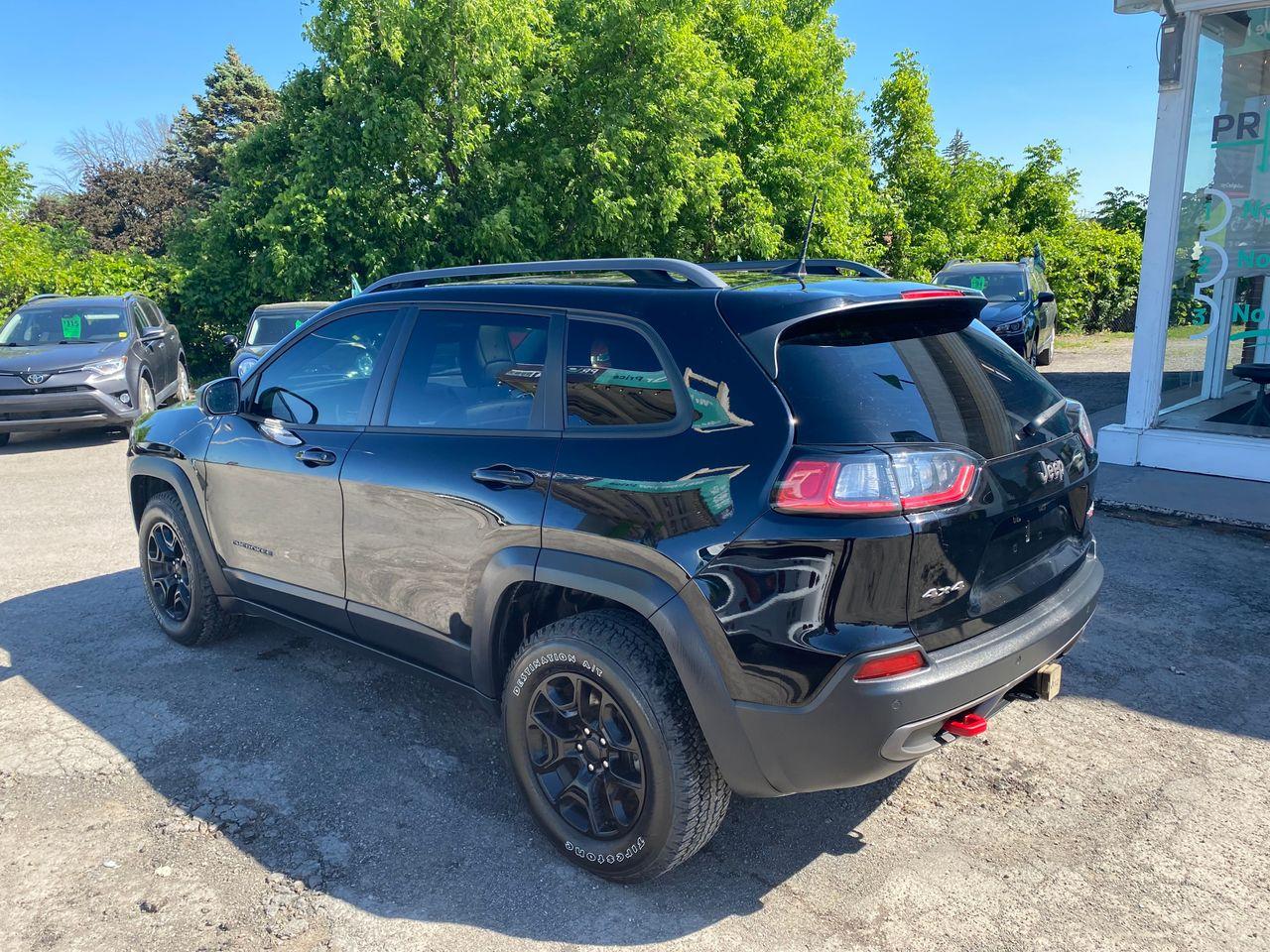 2019 Jeep Cherokee -2