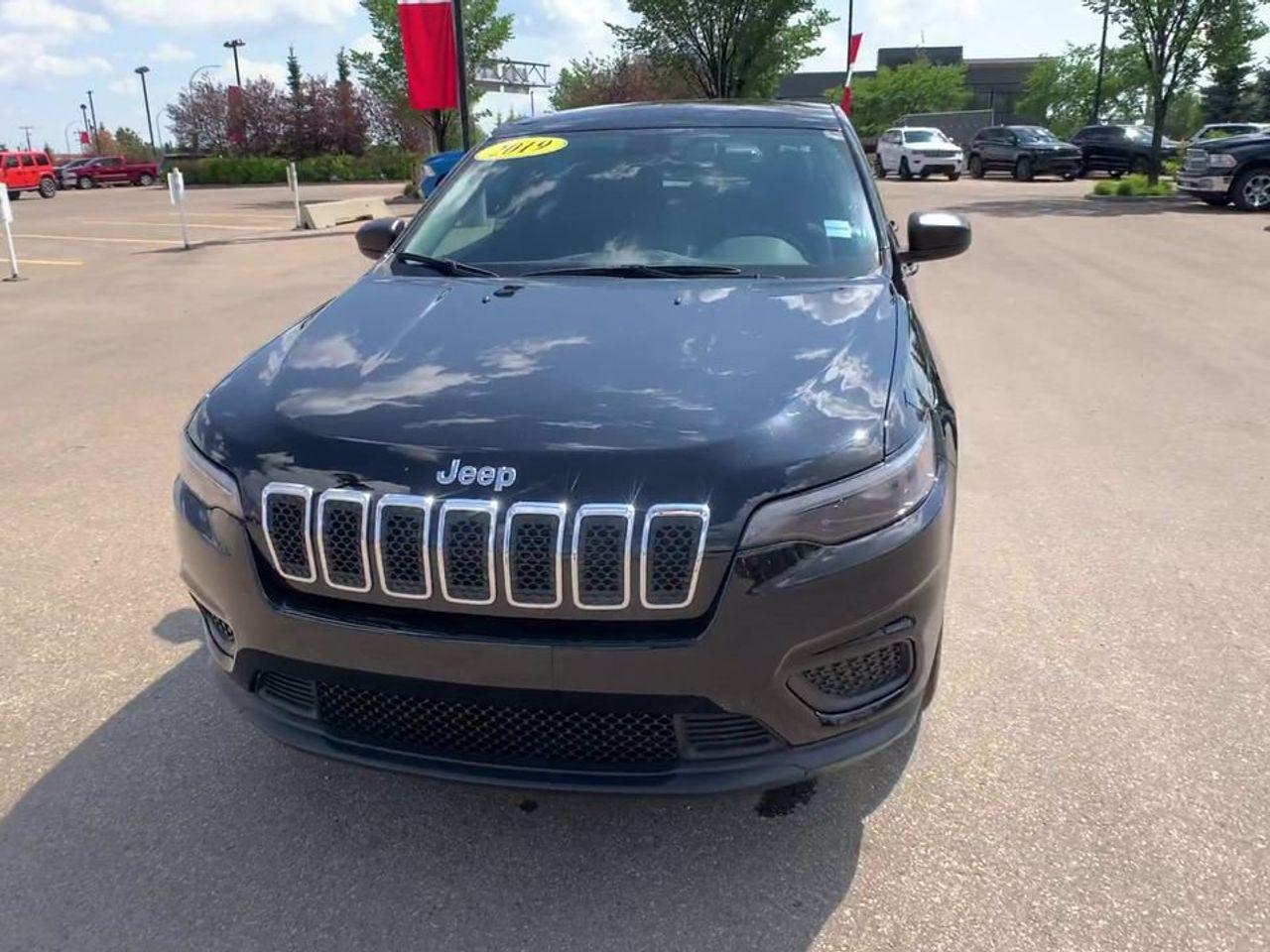 2019 Jeep Cherokee -2