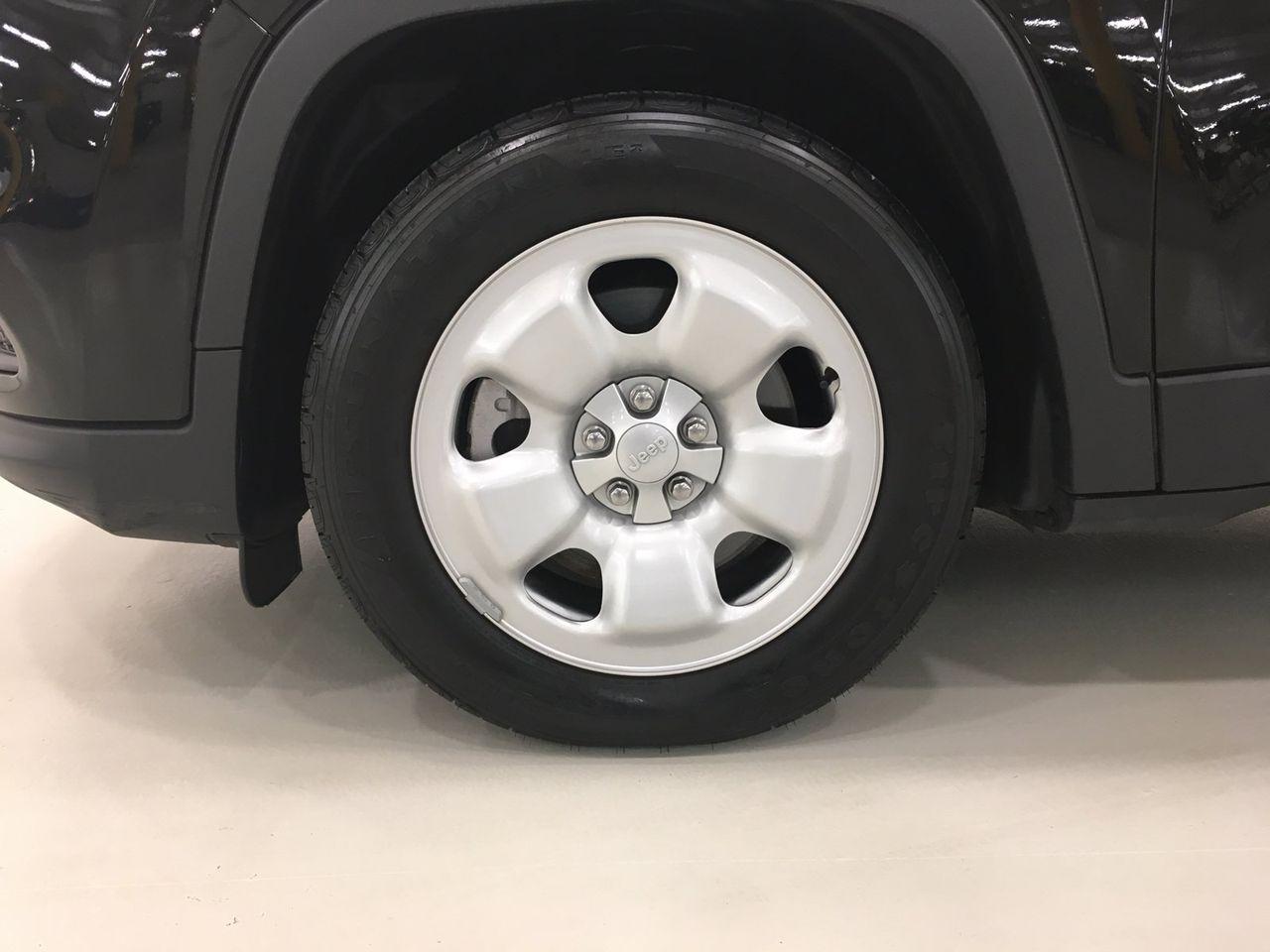 2019 Jeep Cherokee -4