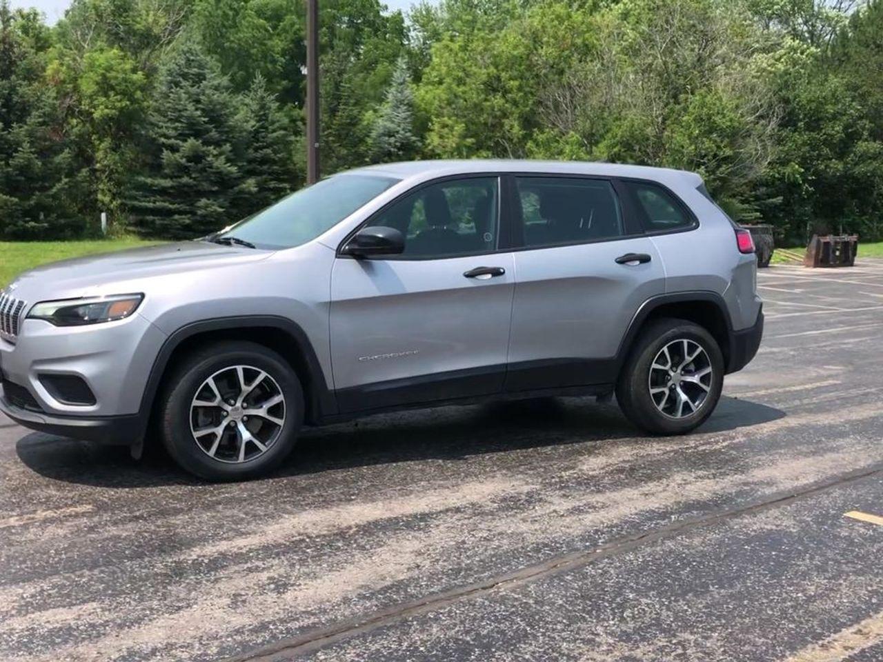 2019 Jeep Cherokee -3