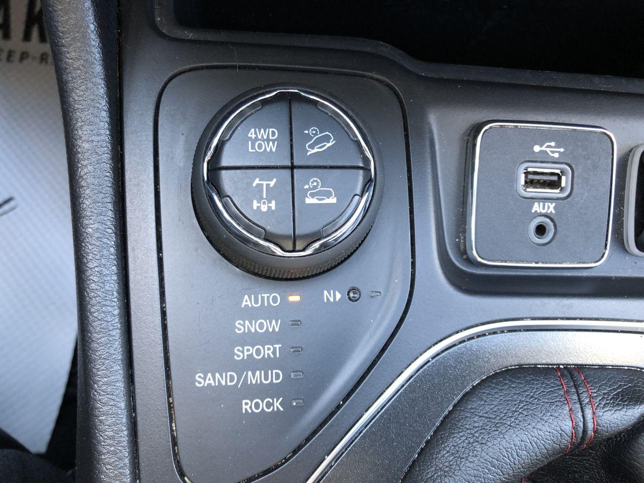 2019 Jeep Cherokee -3