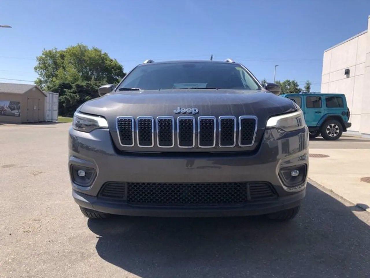 2019 Jeep Cherokee North-2