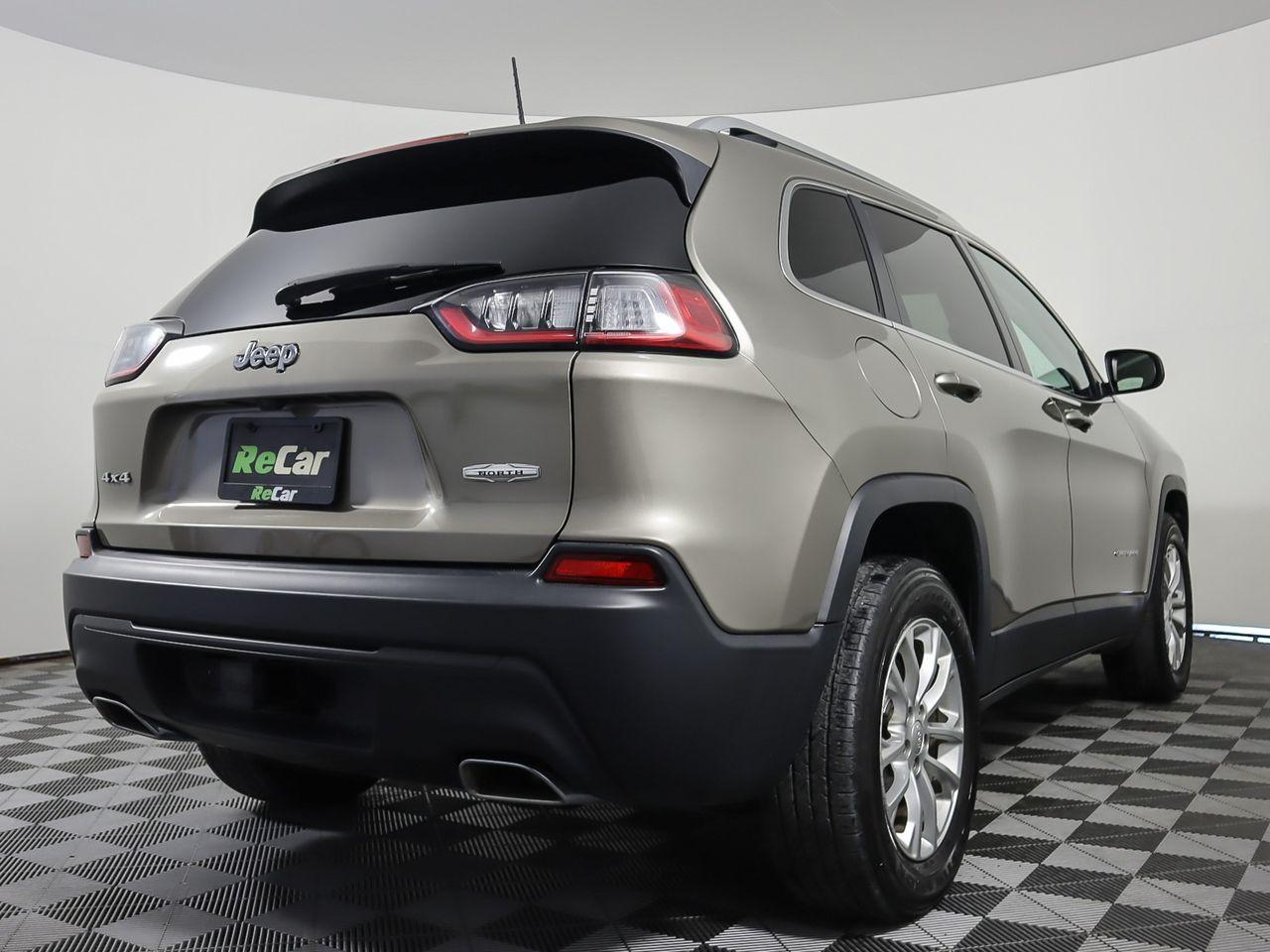 2019 Jeep Cherokee North-4