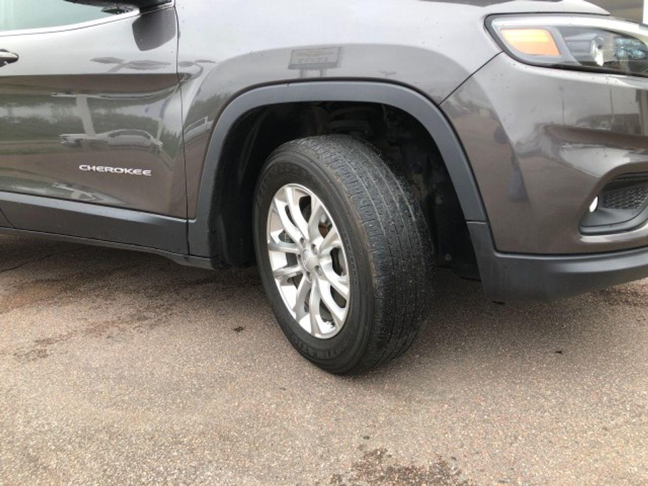 2019 Jeep Cherokee North-4