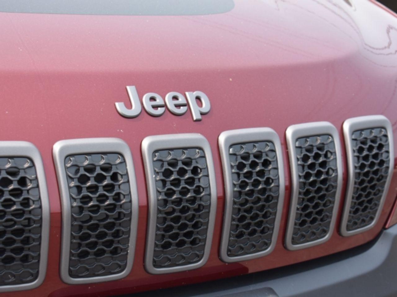 2019 Jeep Cherokee -2