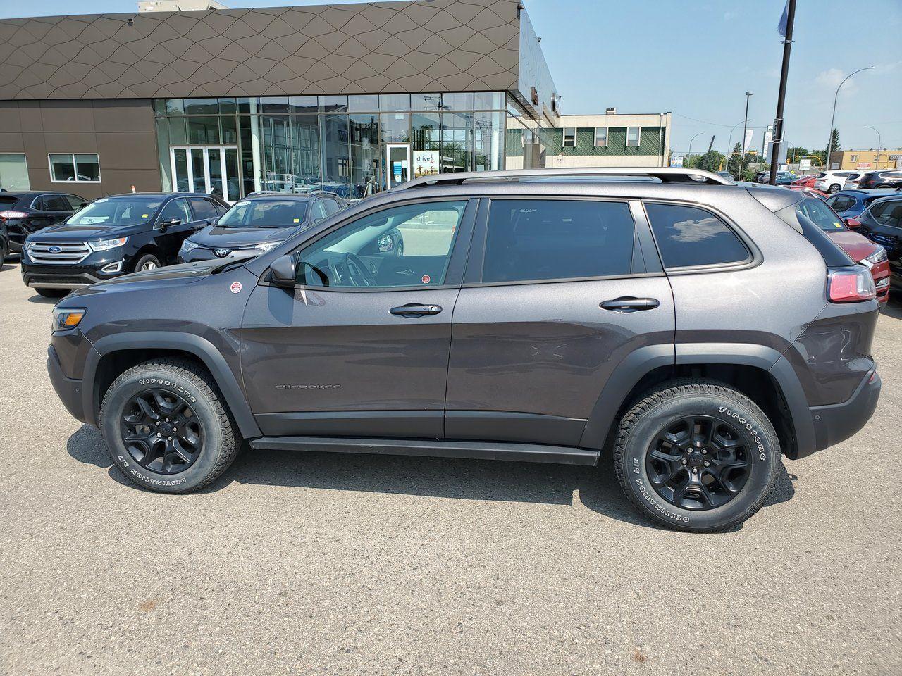 2019 Jeep Cherokee Trailhawk-3
