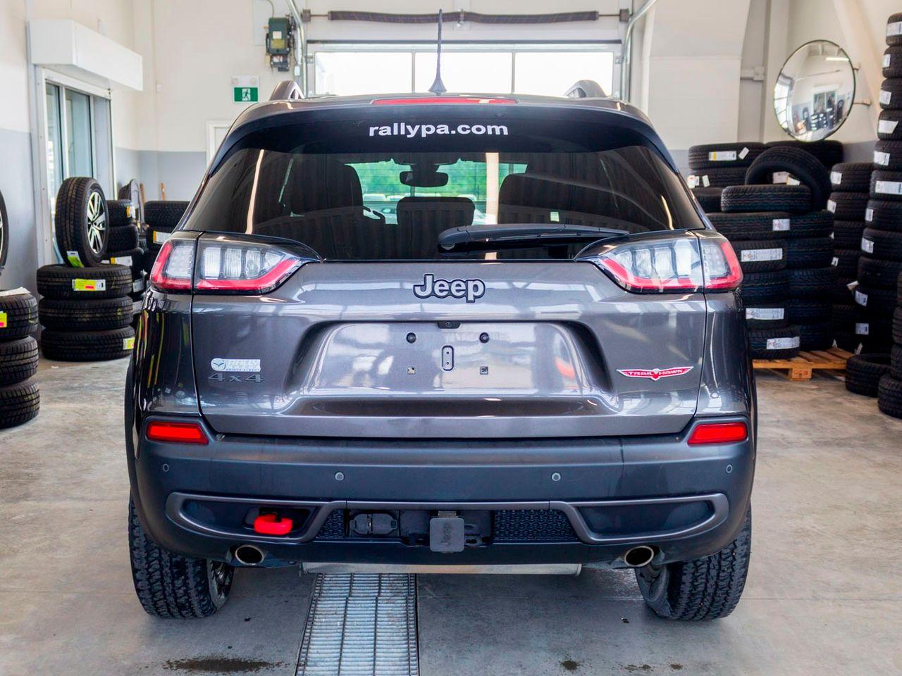 2019 Jeep Cherokee Trailhawk-4