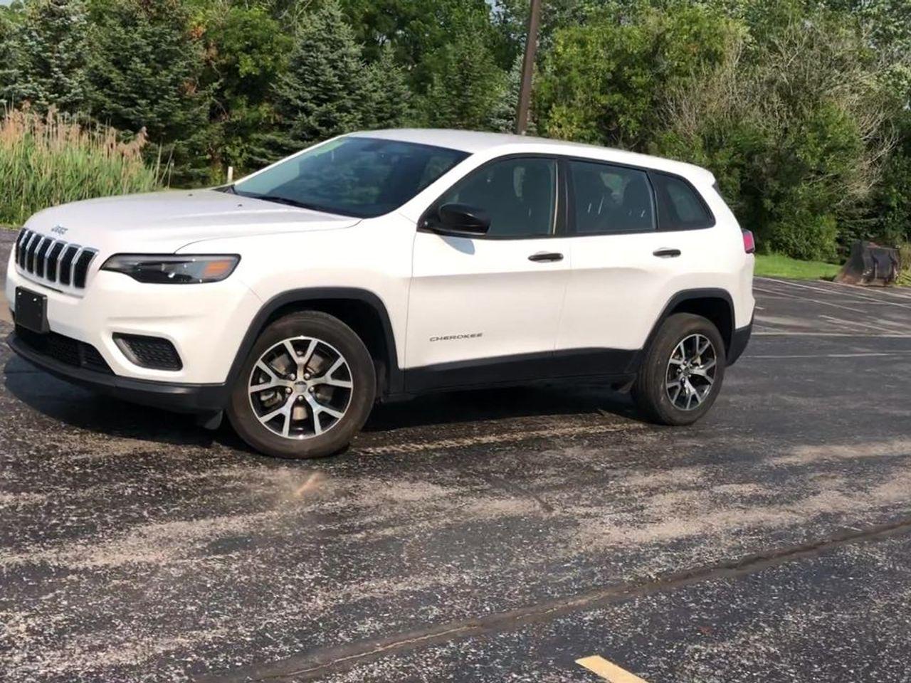 2019 Jeep Cherokee -3