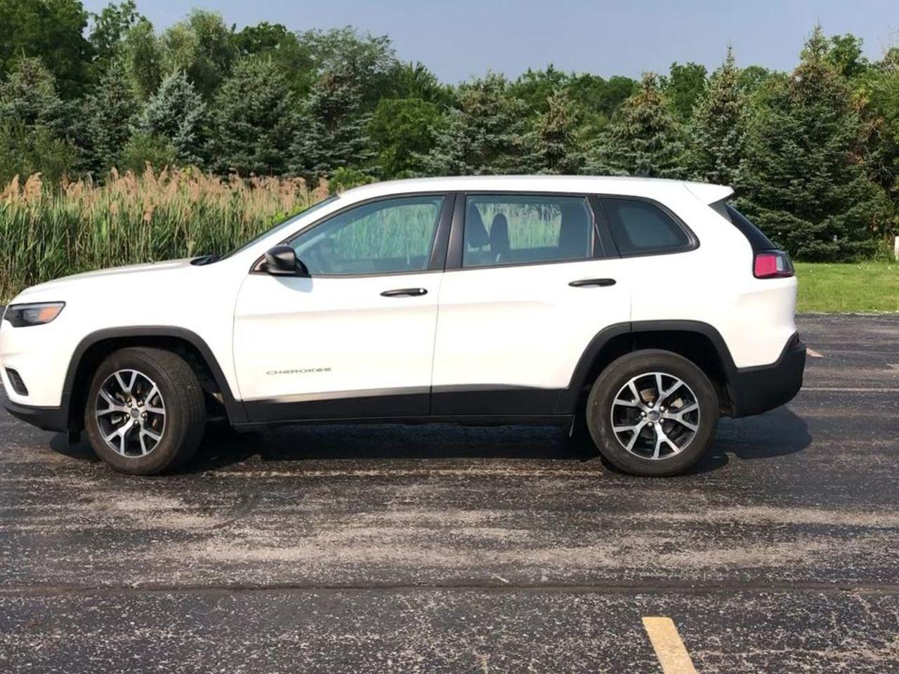 2019 Jeep Cherokee -4
