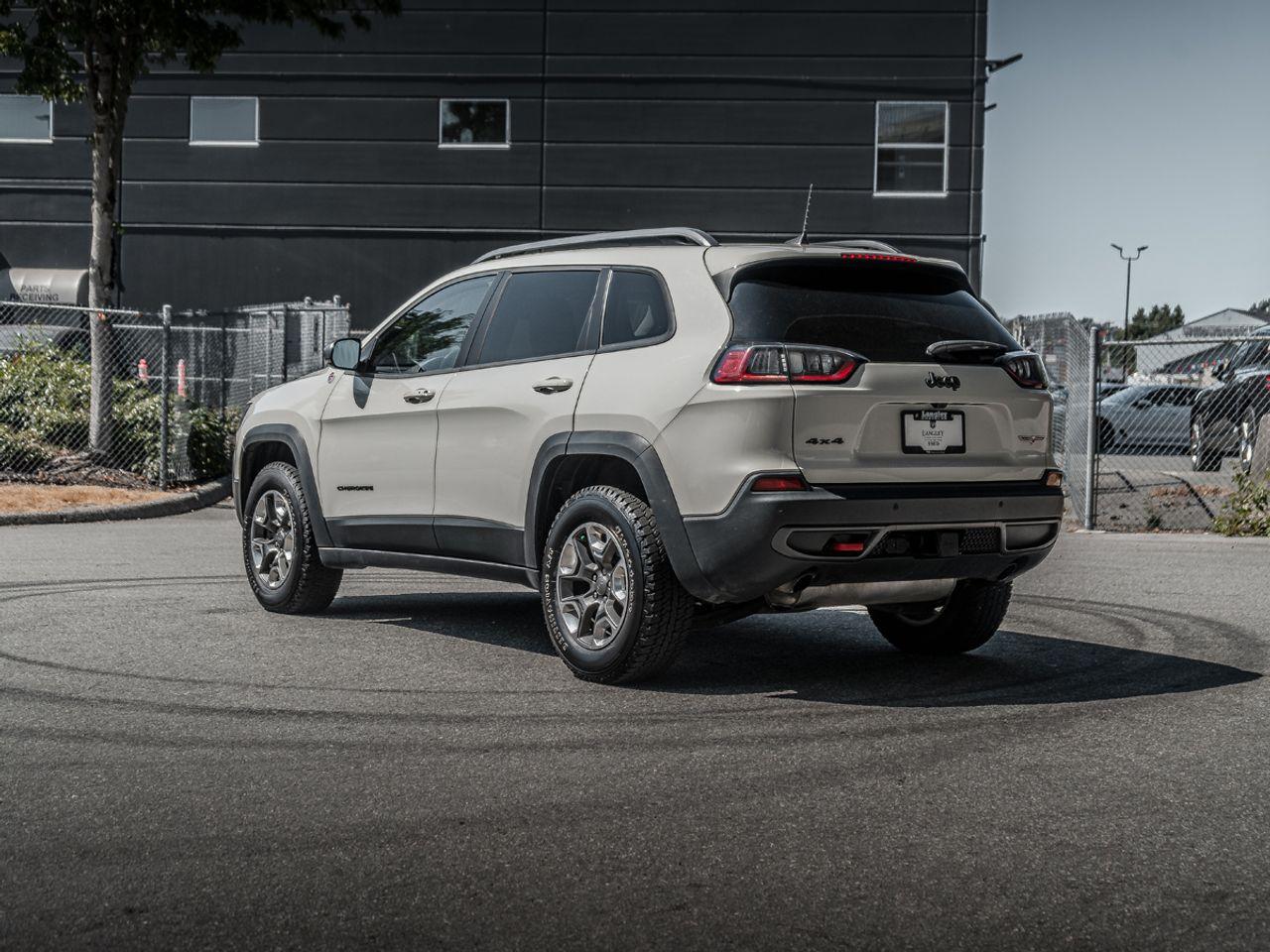 2019 Jeep Cherokee -3