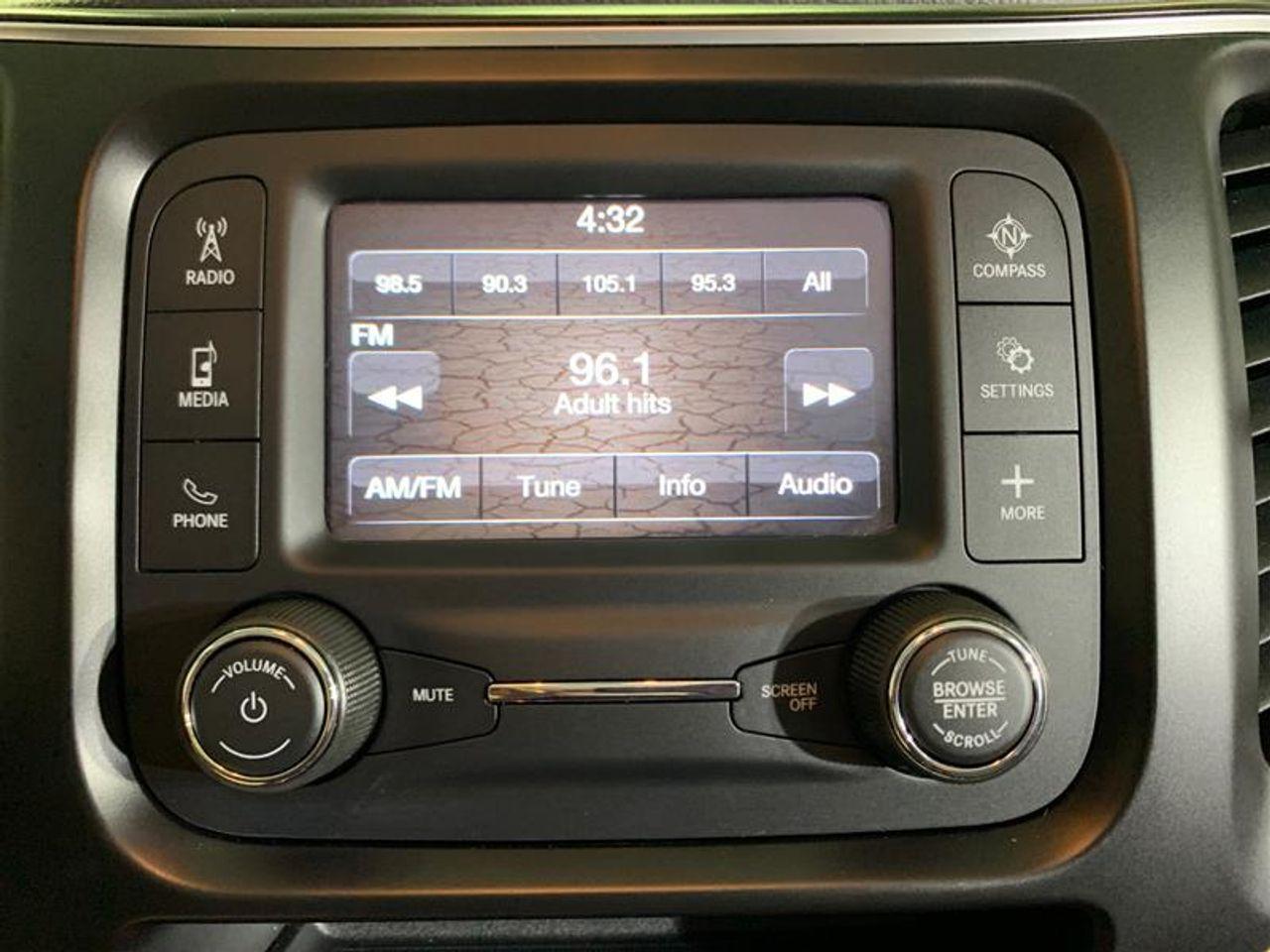 2019 Jeep Cherokee -4