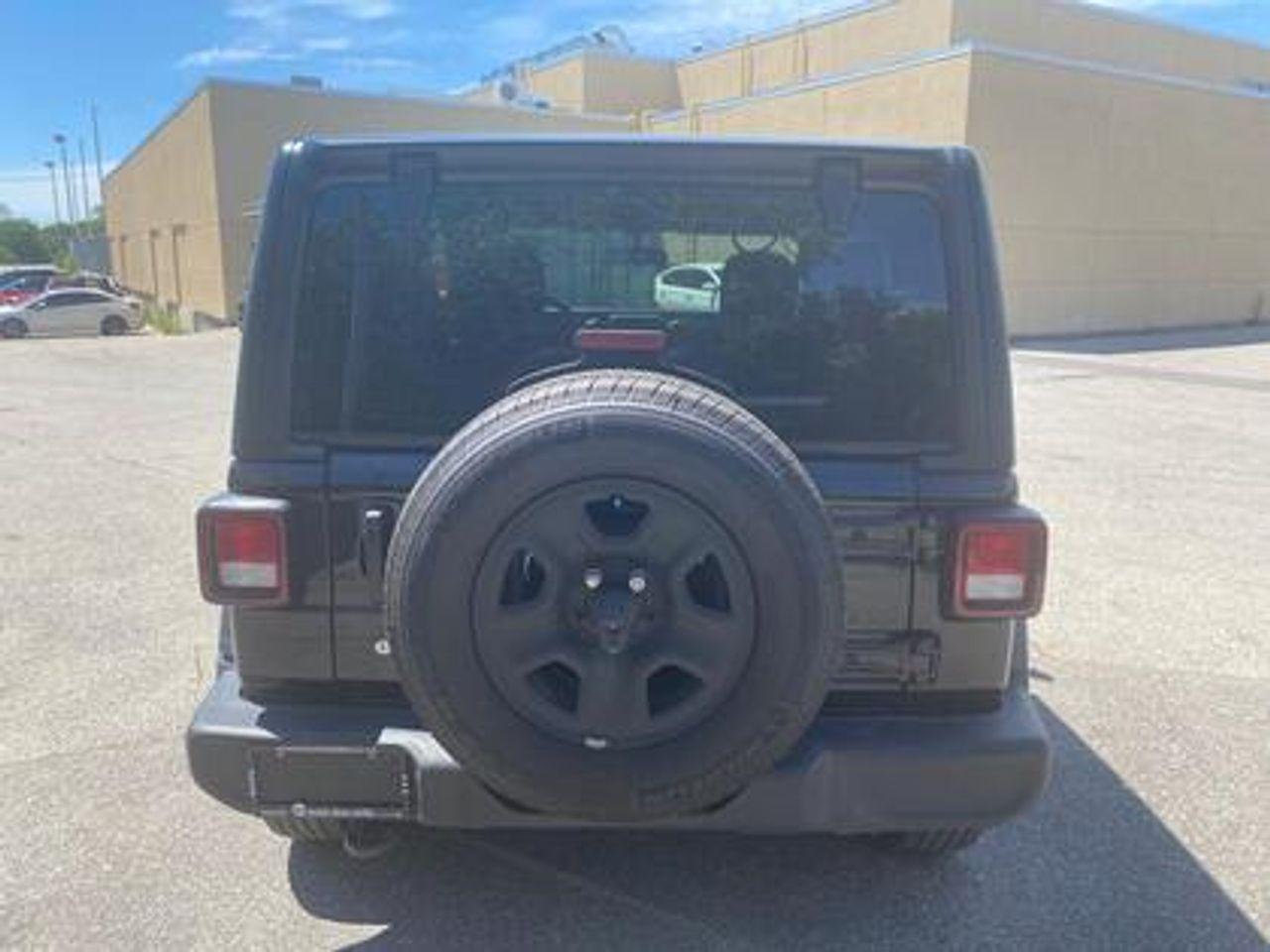 2019 Jeep Wrangler -3