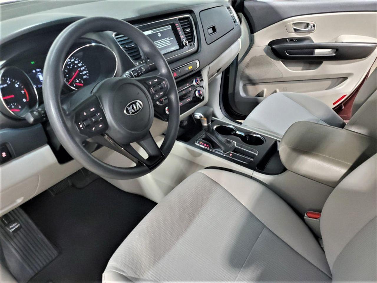2019 Kia Sedona L-4