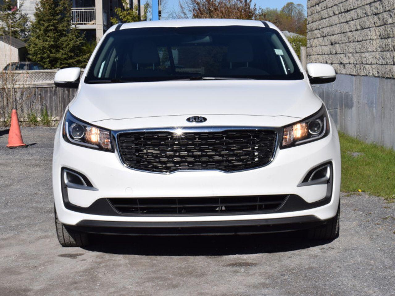 2019 Kia Sedona L-2