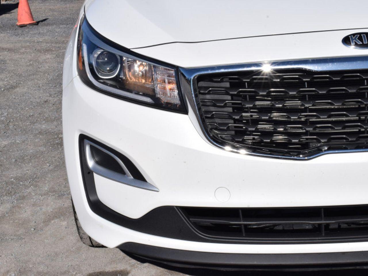 2019 Kia Sedona L-3