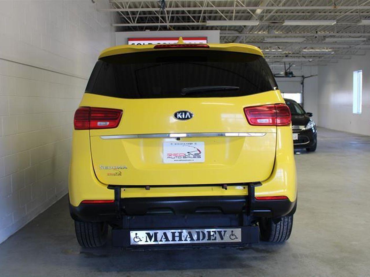 2019 Kia Sedona LX-3