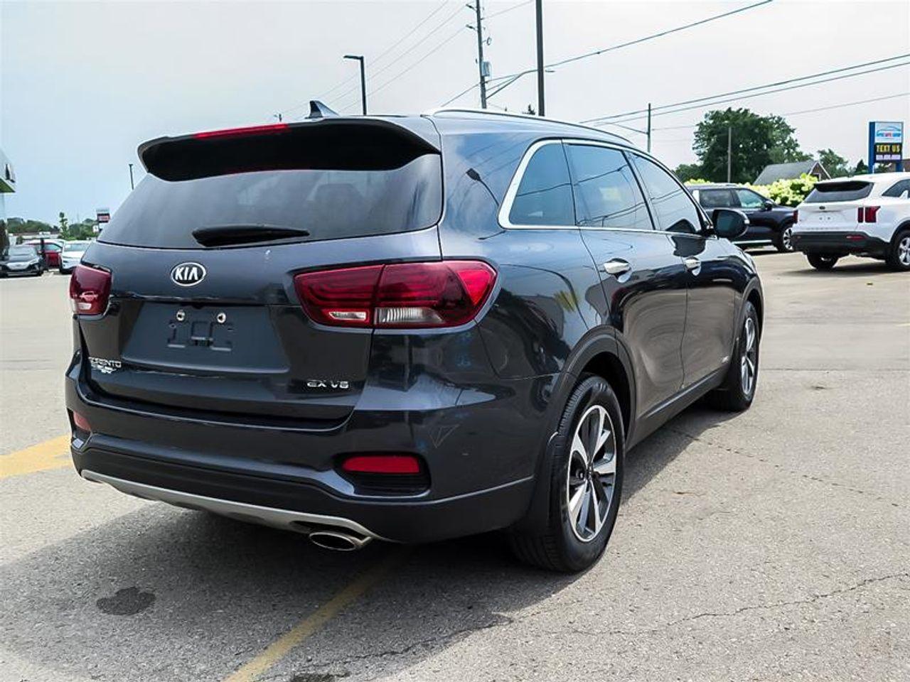 2019 Kia Sorento EX V6-4