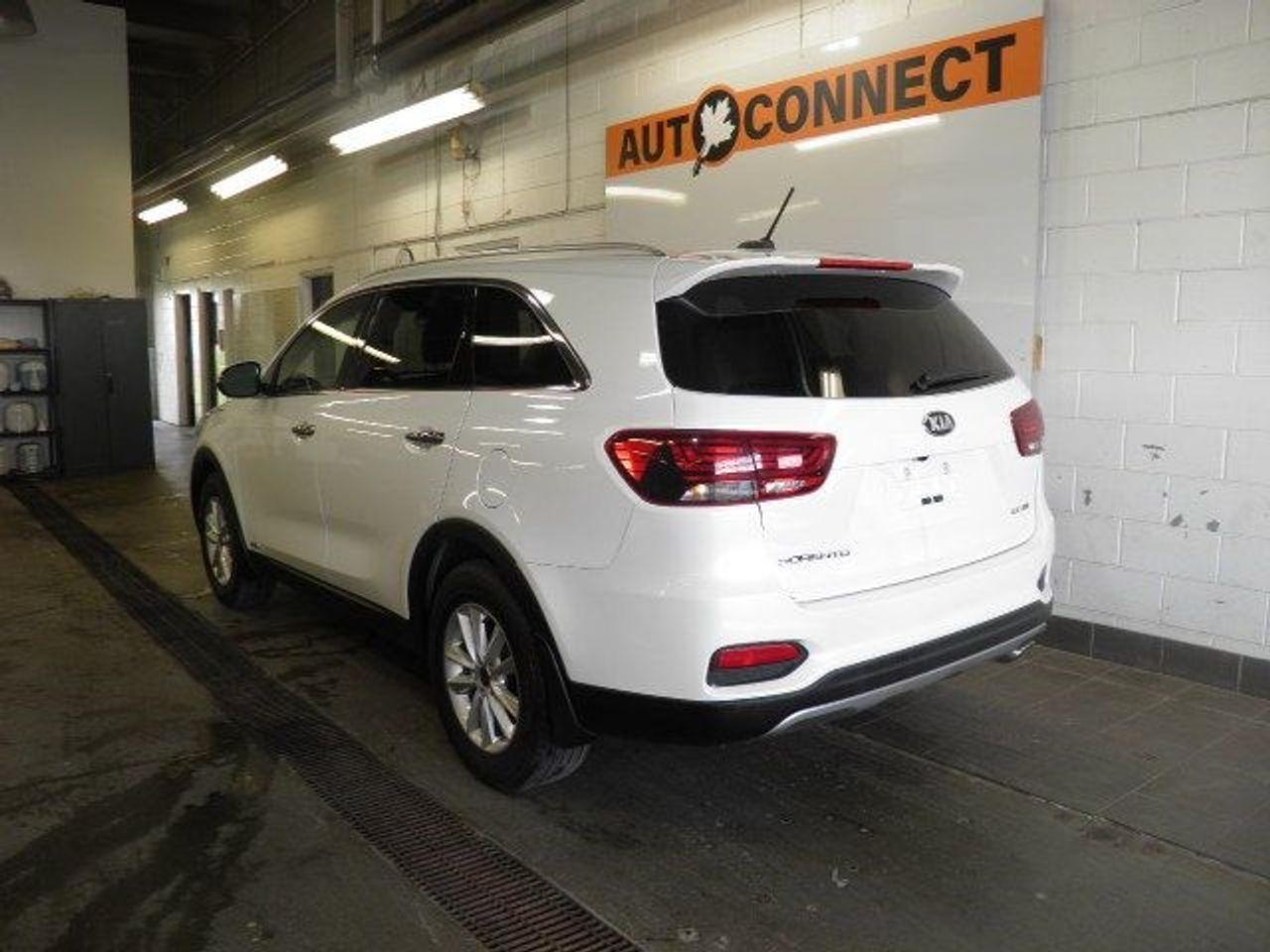 2019 Kia Sorento eX-3