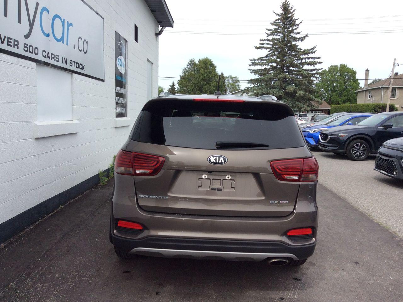2019 Kia Sorento eX-3