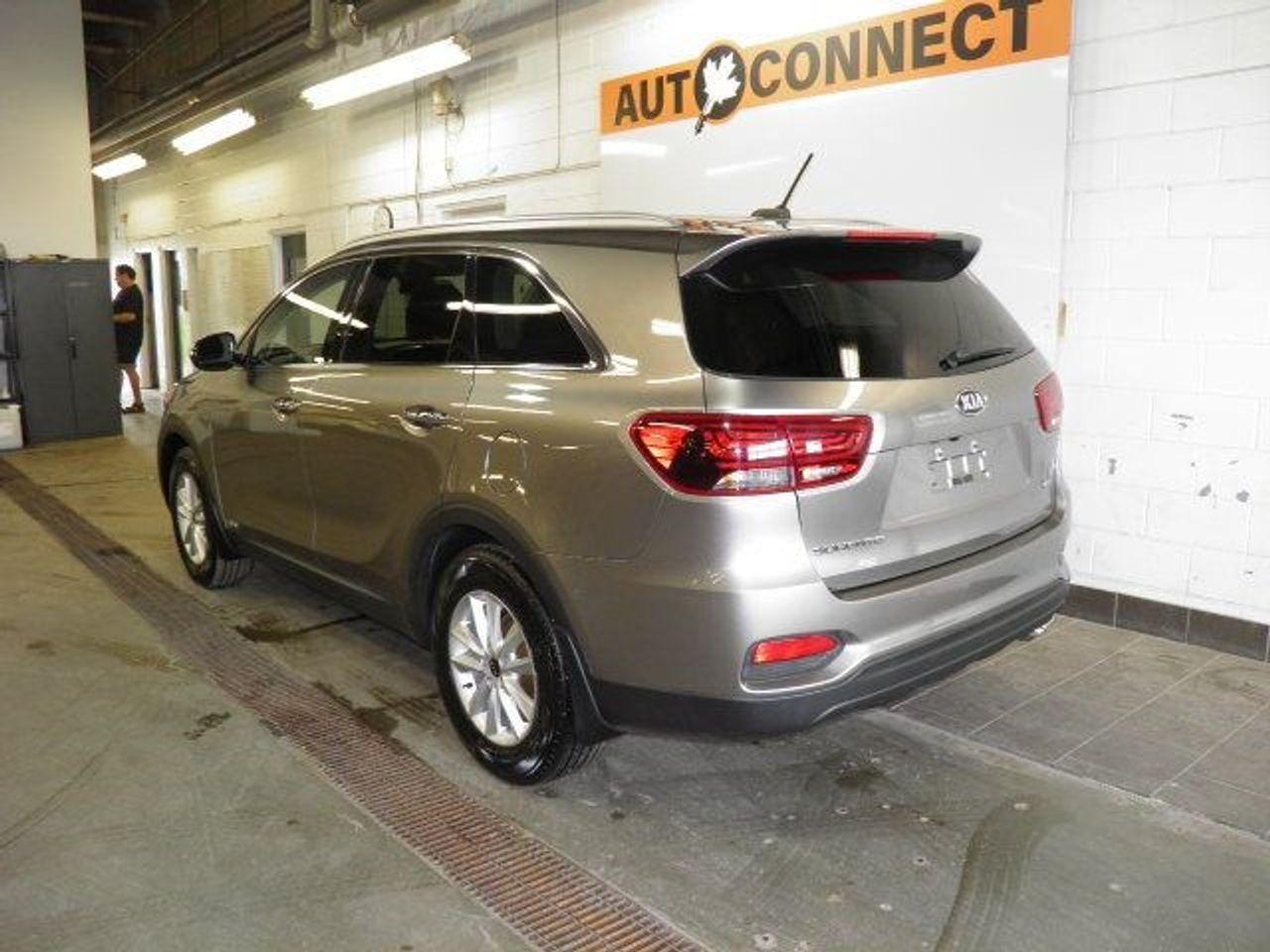 2019 Kia Sorento LX-3