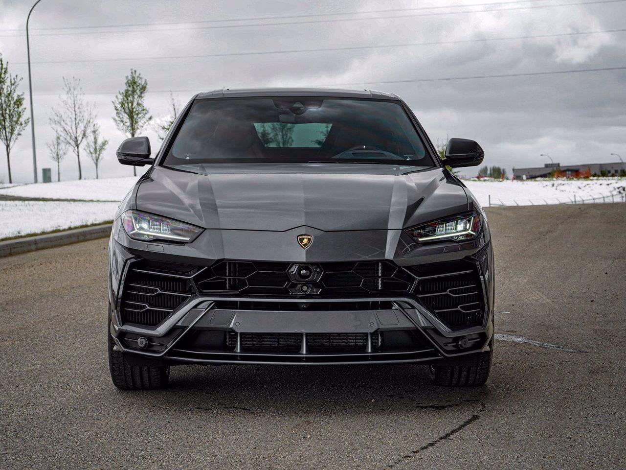 2019 Lamborghini Urus Base-3