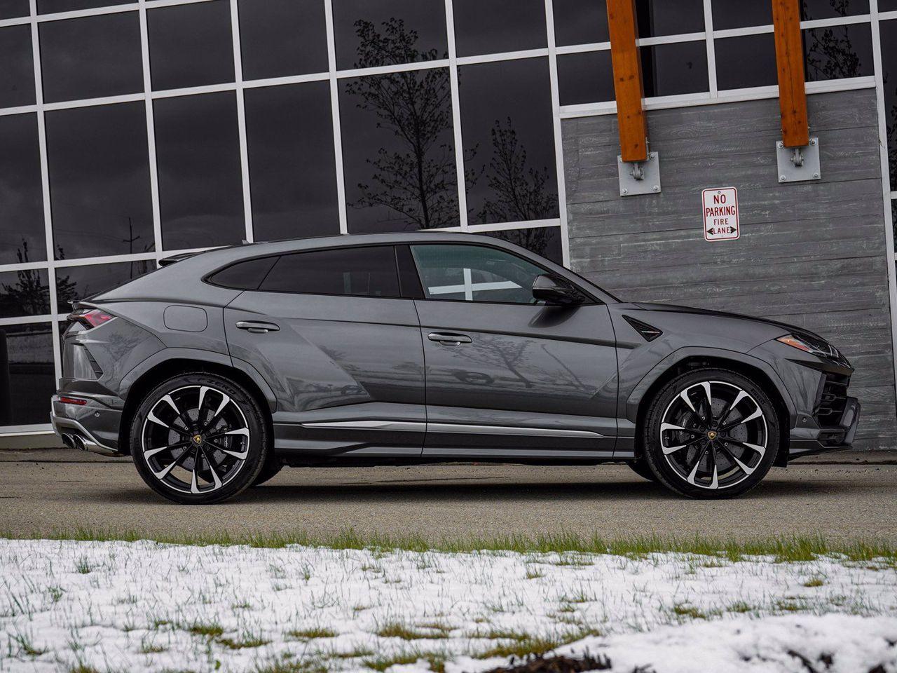 2019 Lamborghini Urus Base-4