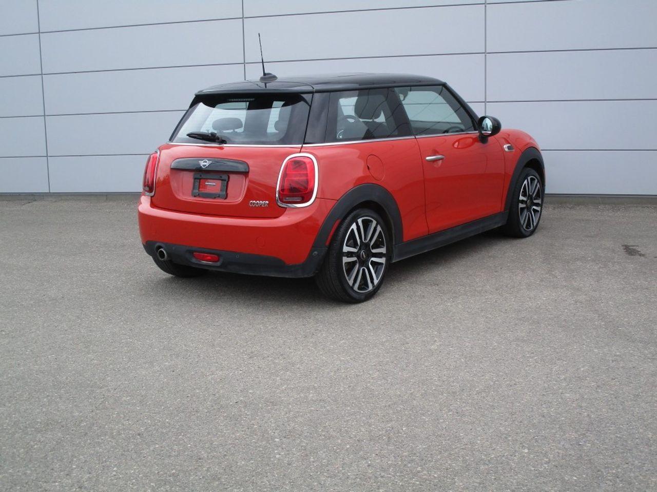 2019 MINI Hardtop Cooper-1