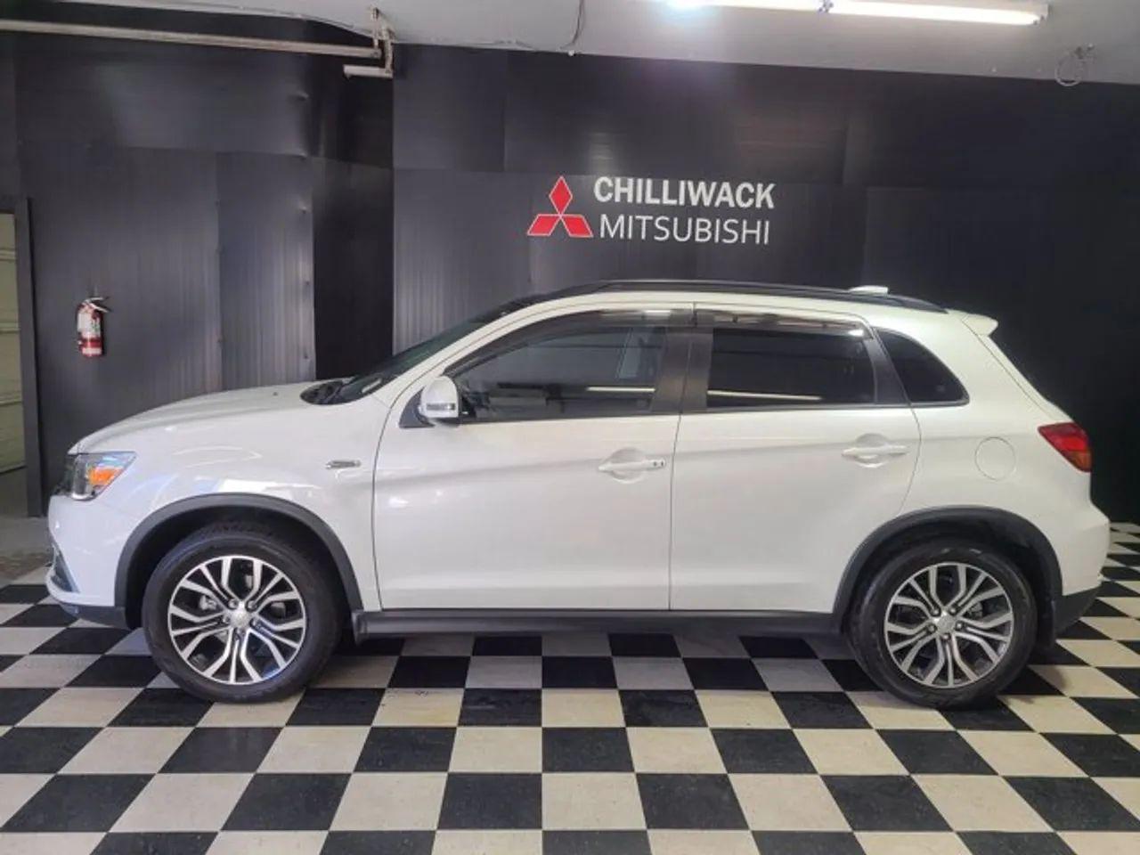 2019 Mitsubishi RVR GT-2