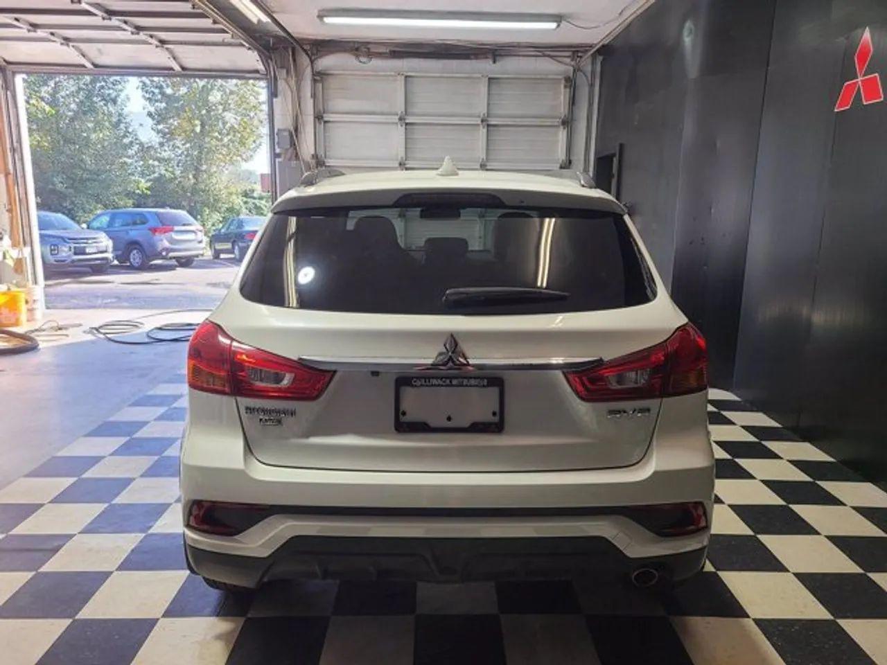 2019 Mitsubishi RVR GT-4
