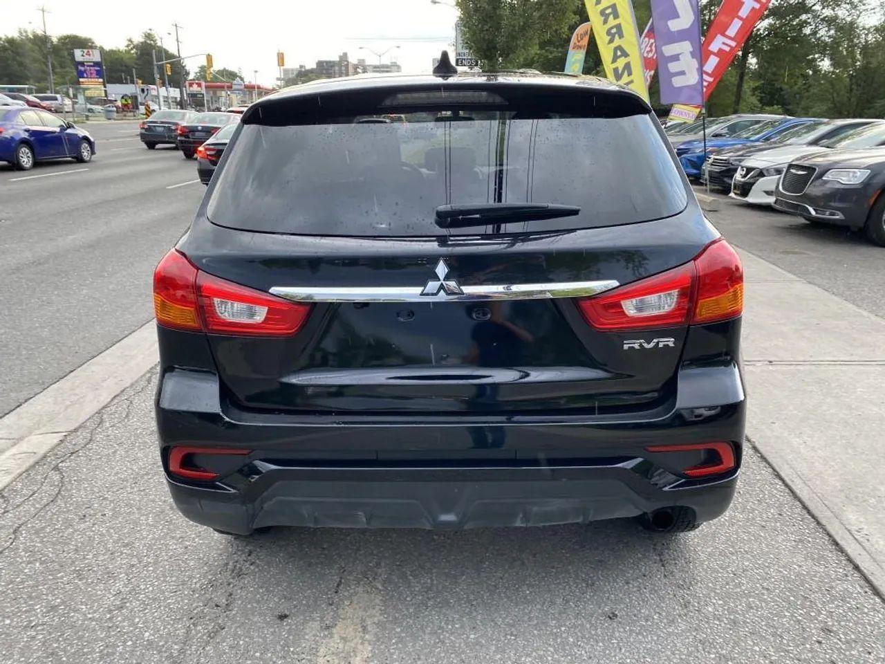 2019 Mitsubishi RVR SE-3