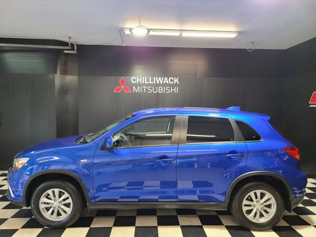 2019 Mitsubishi RVR SE-3