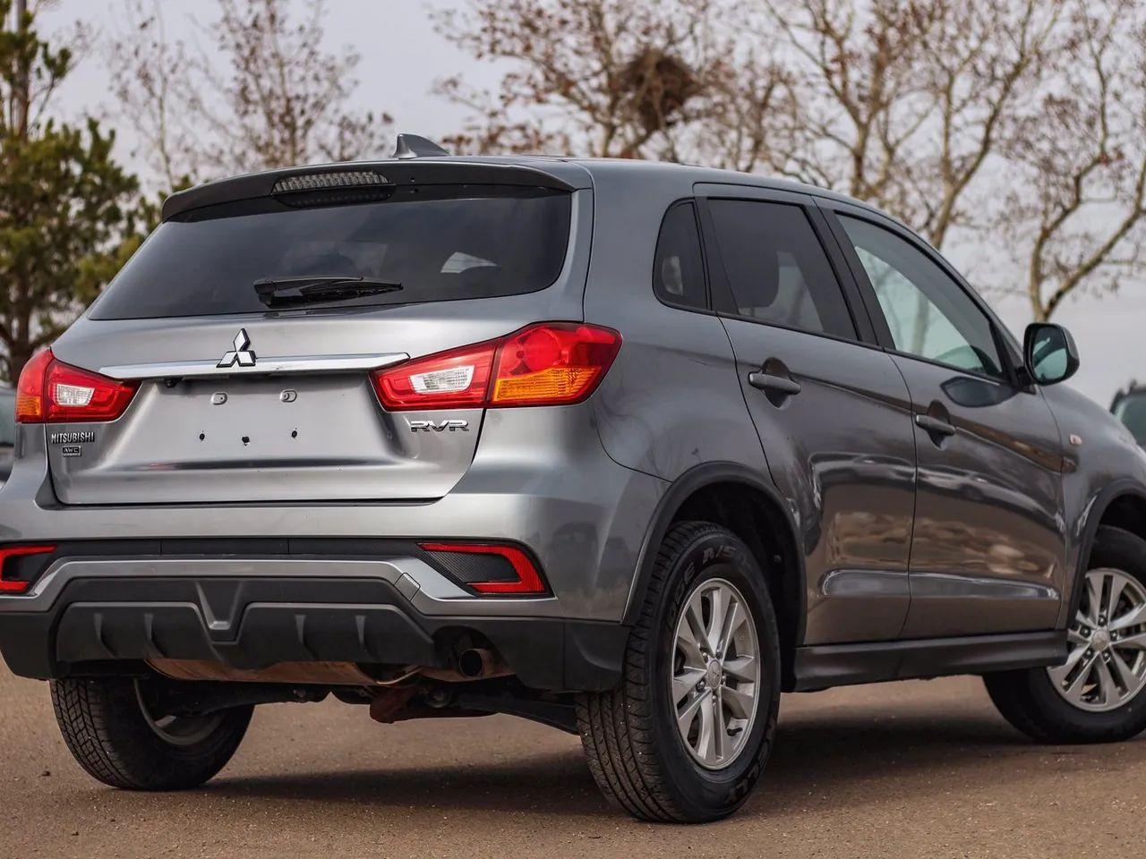 2019 Mitsubishi RVR SE-2