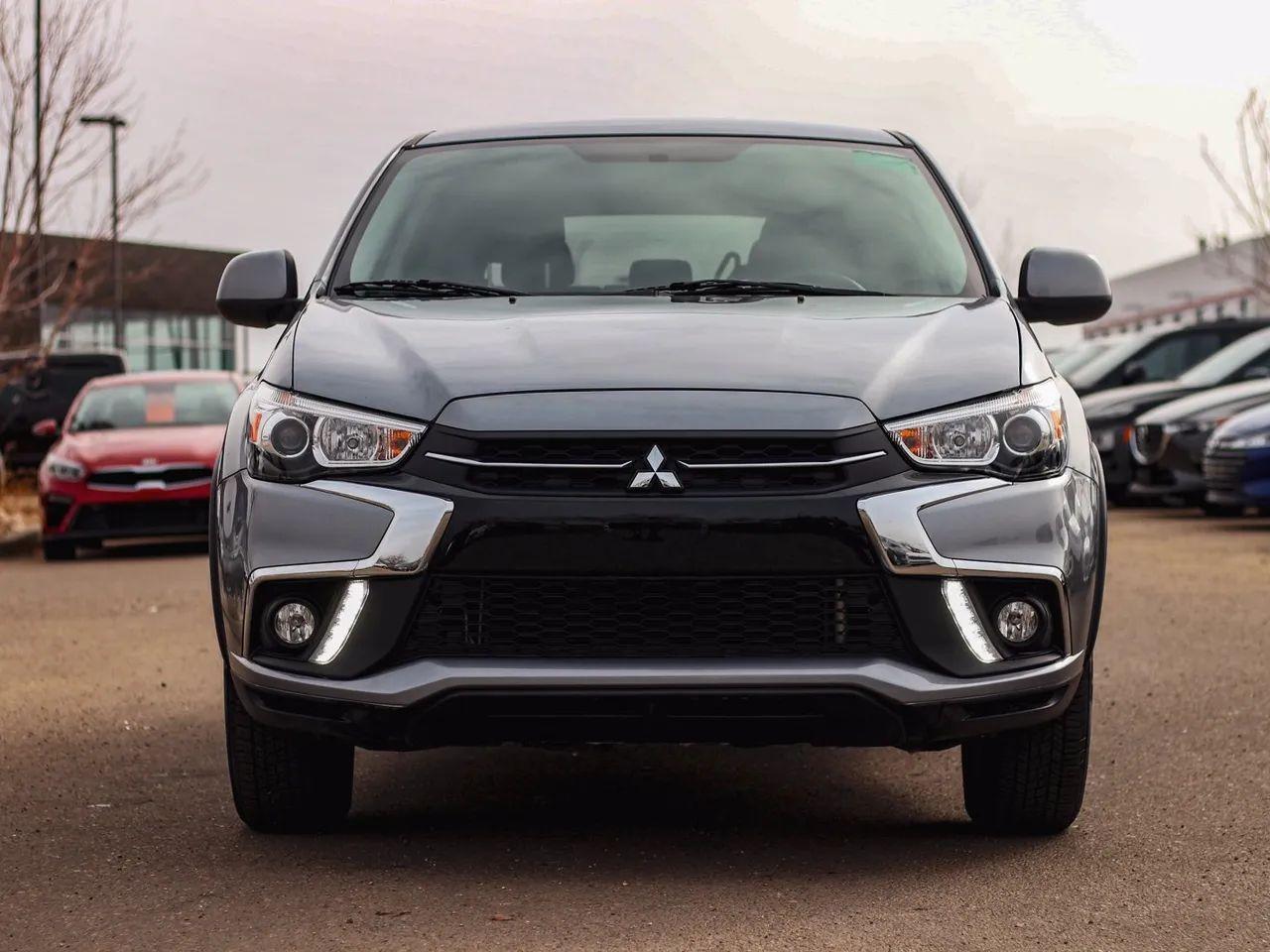 2019 Mitsubishi RVR SE-3