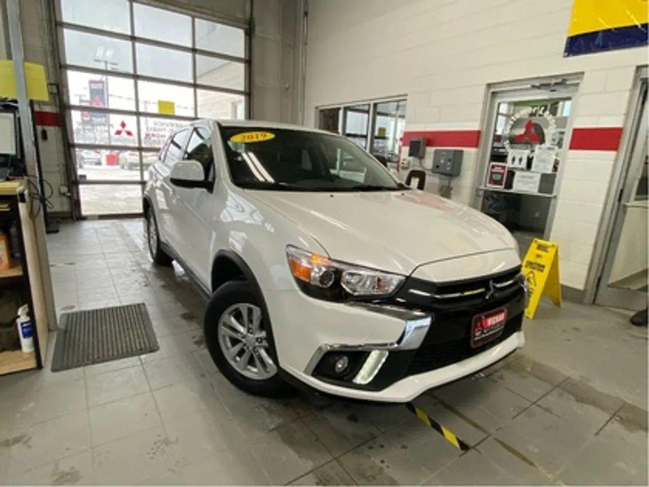 2019 Mitsubishi RVR SE-1
