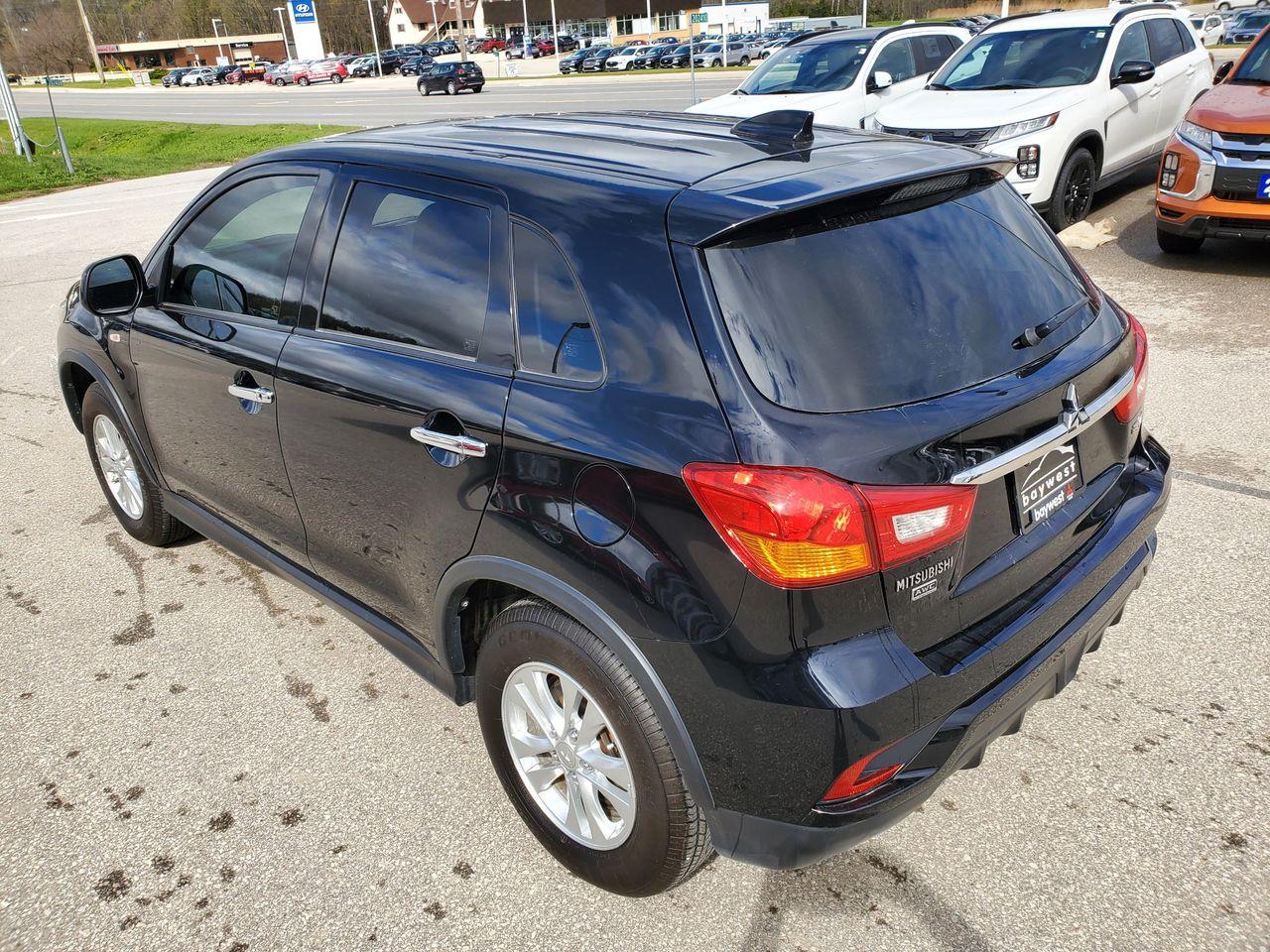 2019 Mitsubishi RVR SE-4