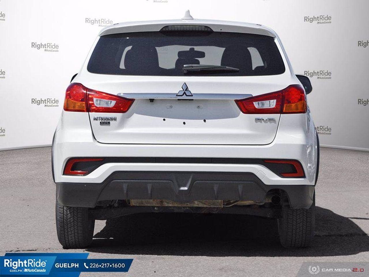 2019 Mitsubishi RVR SE-4