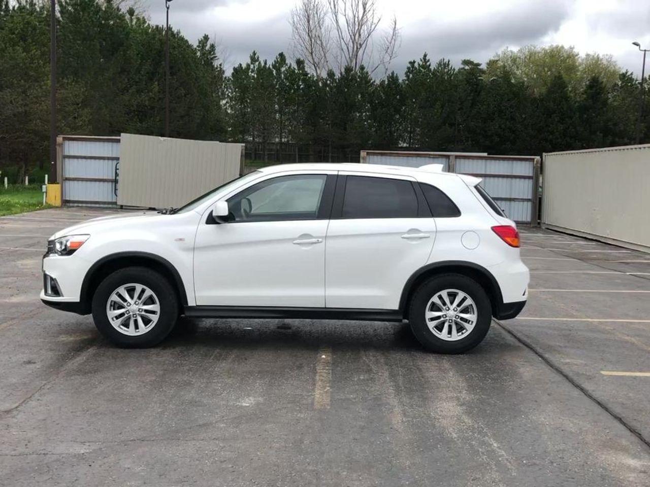 2019 Mitsubishi RVR SE-4