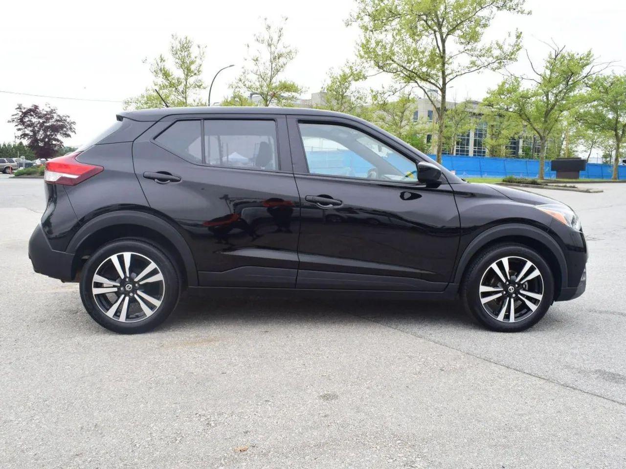 2019 Nissan Kicks S-4