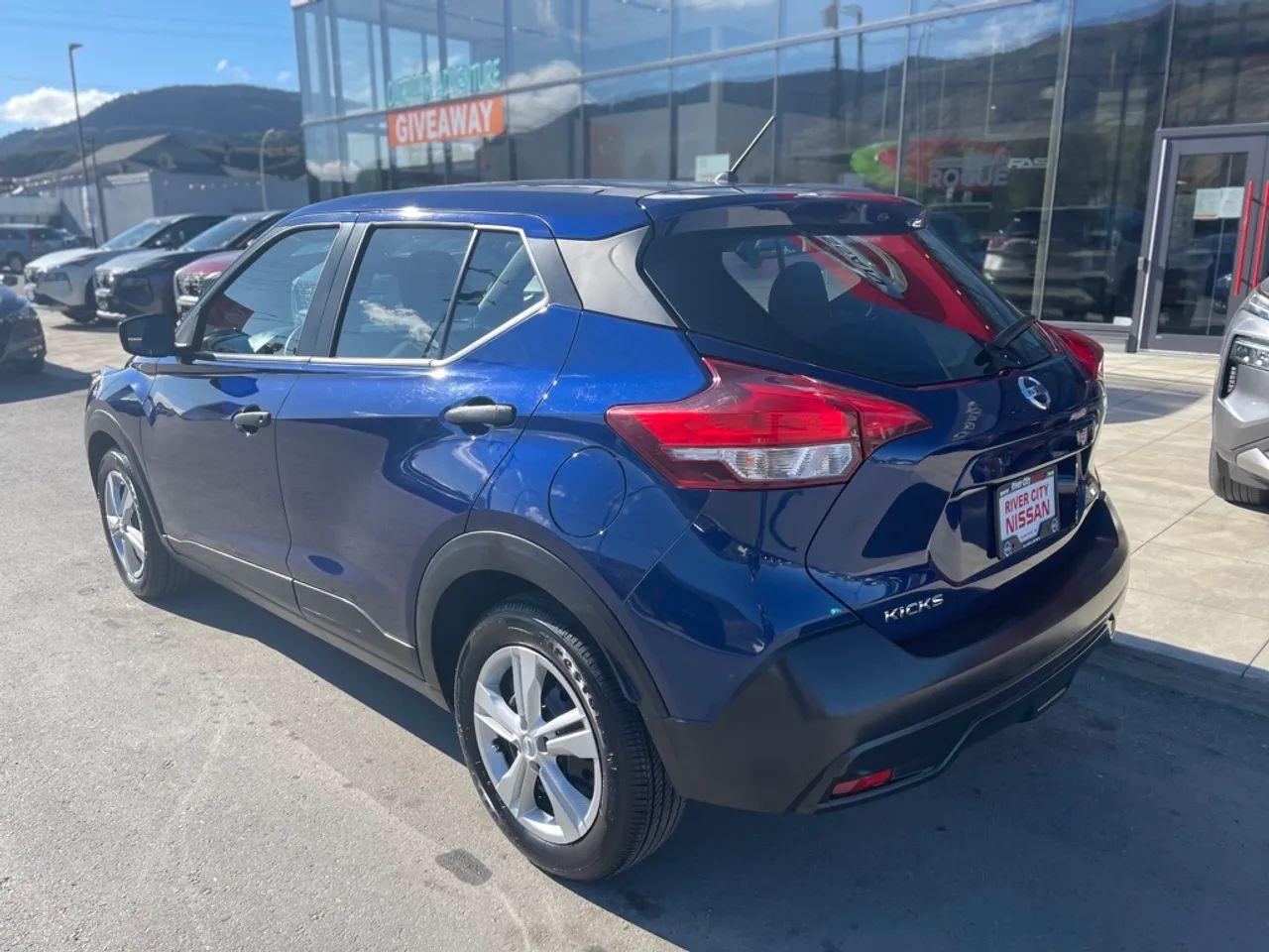 2019 Nissan Kicks S-2