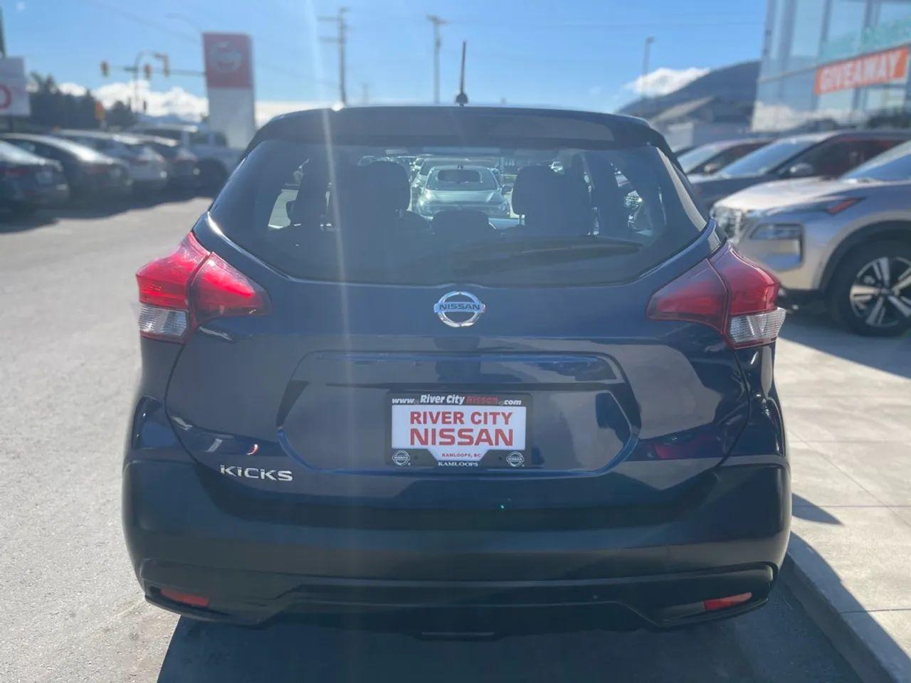 2019 Nissan Kicks S-3