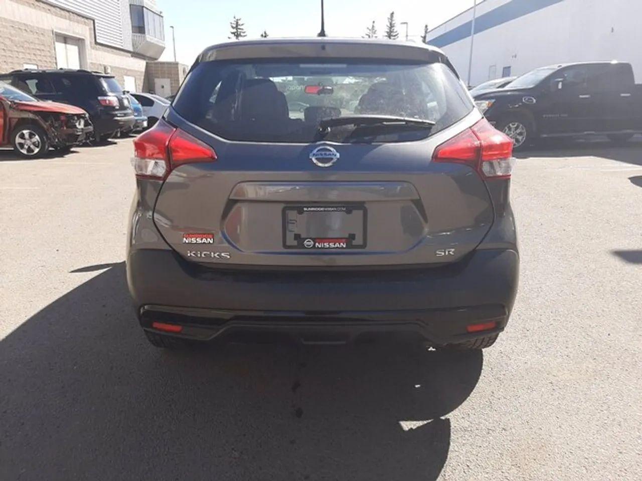 2019 Nissan Kicks S-3